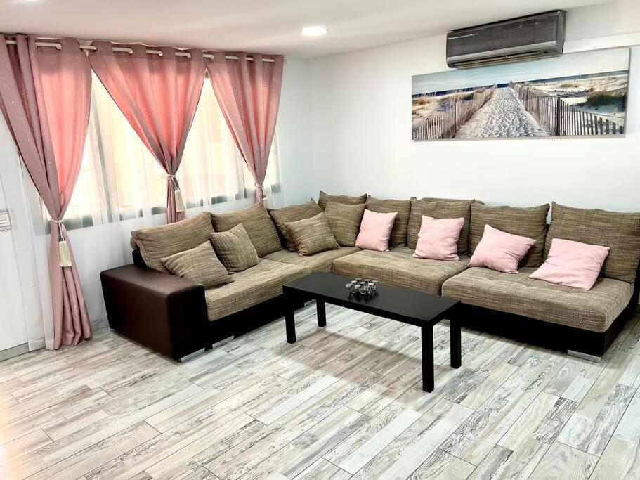 Апартаменты 42 Puerto Del Carmen Star Тиас Экстерьер фото